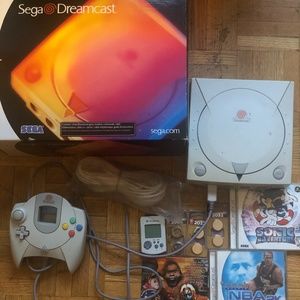 Sega Dreamcast In Box